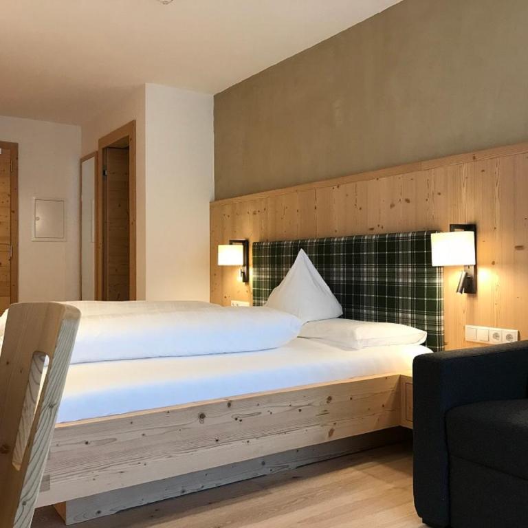 Hotel Schoenblick - Superior Doppelzimmer mit Bergblick - 3