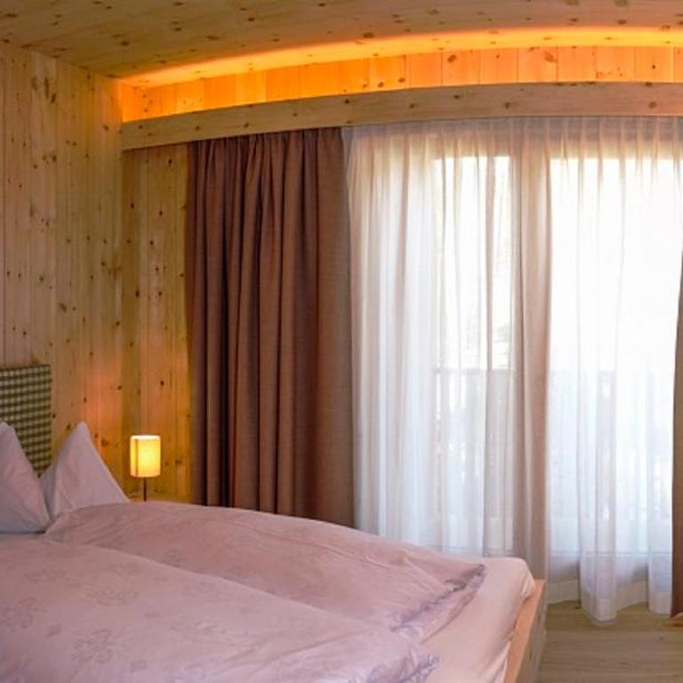 Hotel Schoenblick - Deluxe Doppelzimmer mit Balkon - 3