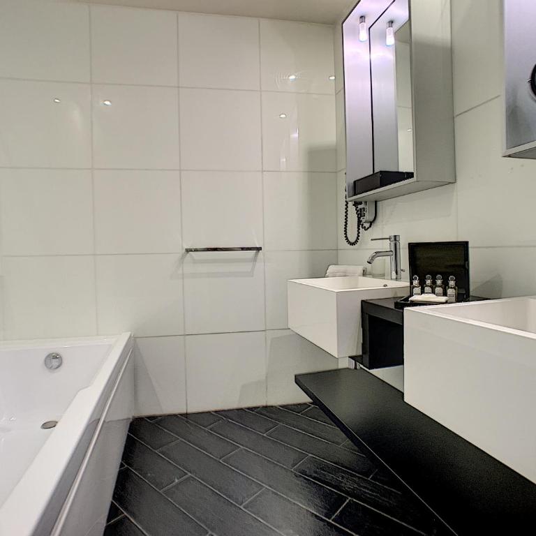 Hotel POZZO DI BORGO - Chambre Double Supérieure - 1