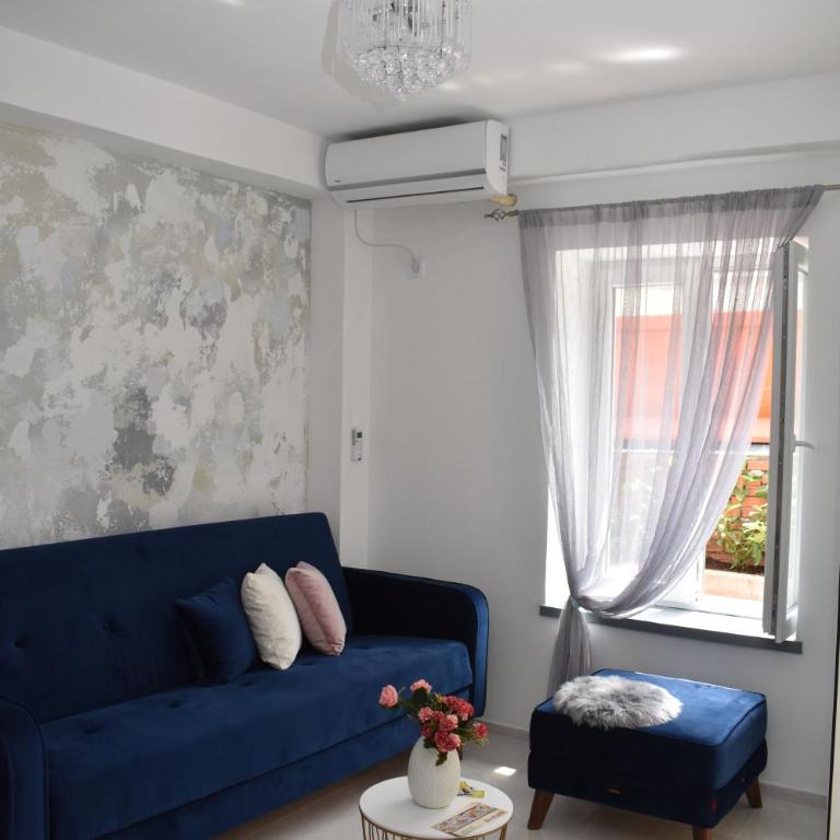 Art Apartments - One-Bedroom Apartment - 15