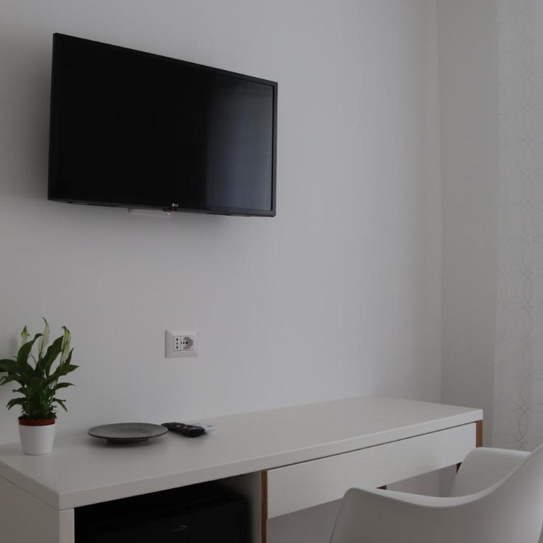 B&B JOELE - Double or Twin Room with Sea View - 9