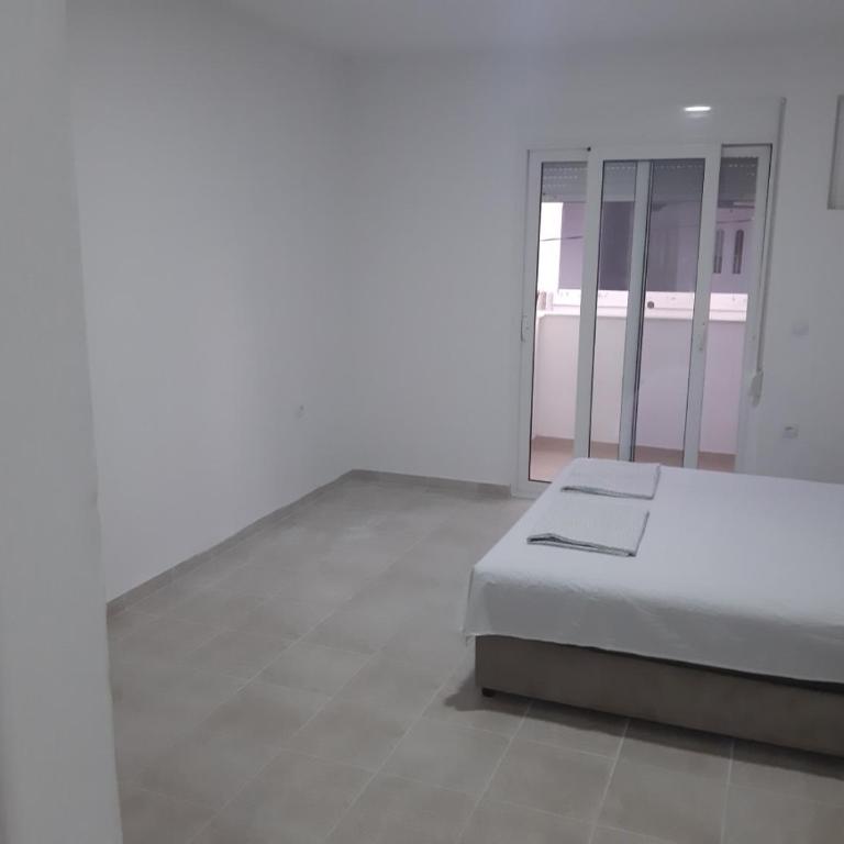 Ulcin Relax Apartments & Rooms - Standard Quadruple Room - 2