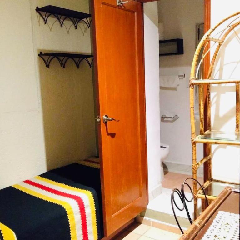 Calle Berlin Boutique - Single Room - 6