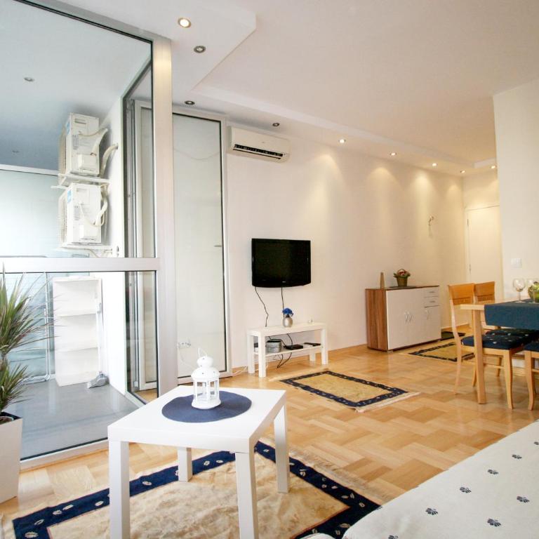 Apartment Temple 11 - Apartman sa 1 Spavaćom Sobom - 1