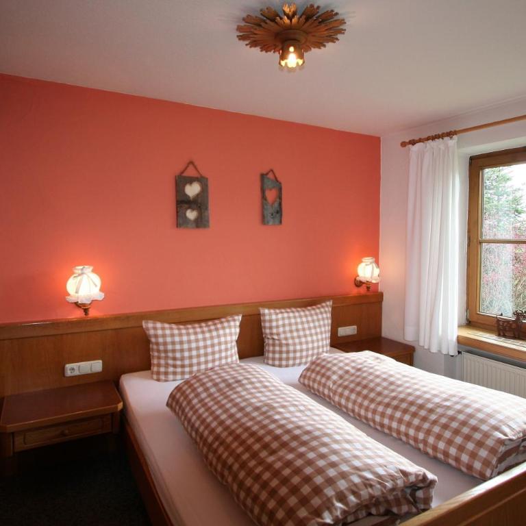 Alpenflair Ferienwohnungen Whg. 304+203 - Apartment mit 1 Schlafzimmer - 1