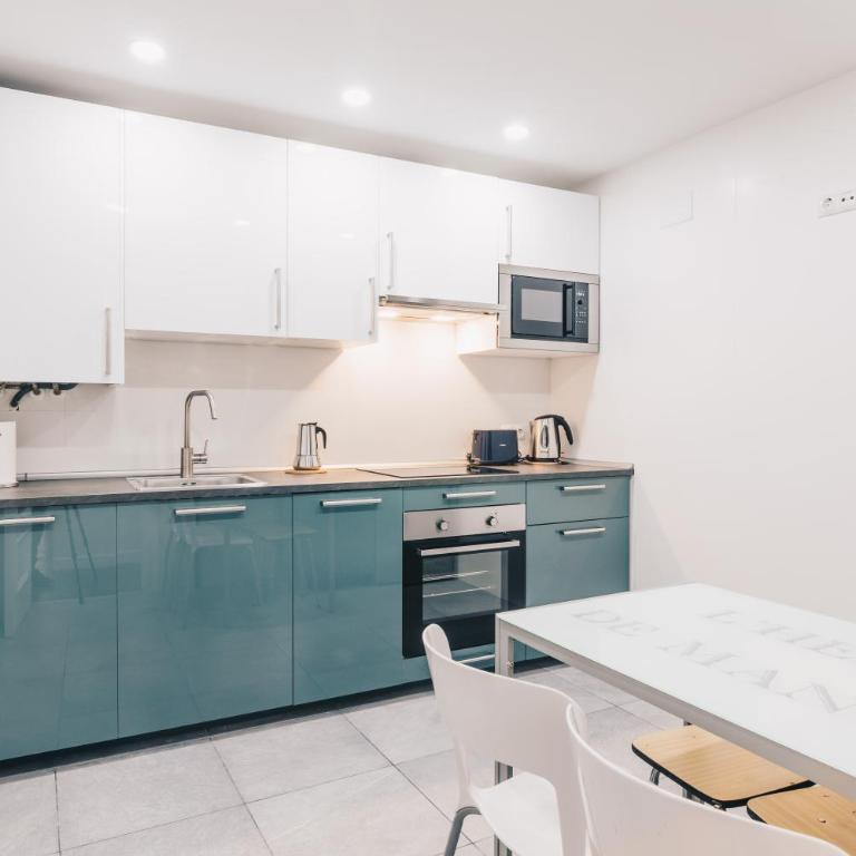 Aiara apartment by People Rentals - Two-Bedroom Apartment - 10