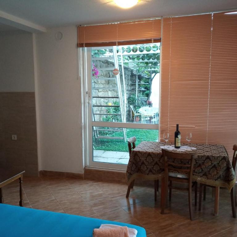 Studio Apartman Tamara - Apartman sa 1 Spavaćom Sobom - 2
