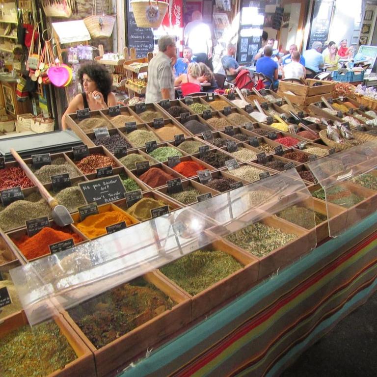 STUDIO VIEIL ANTIBES Marché Provençal - Studio - 13