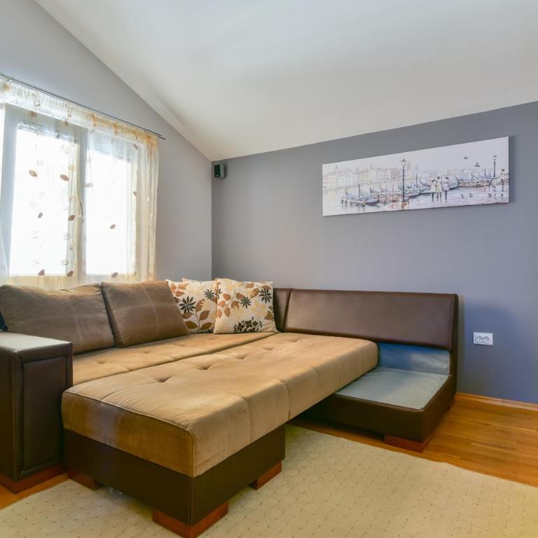 Apartments Srzentic - One-Bedroom Apartment - 9