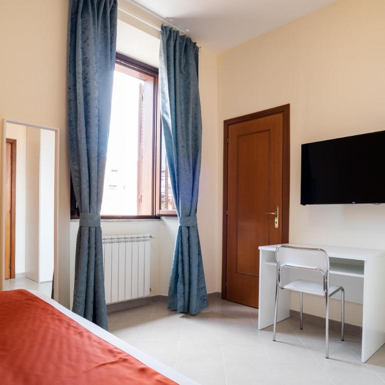 Minerva Monks Inn - Standard Double Room - 10