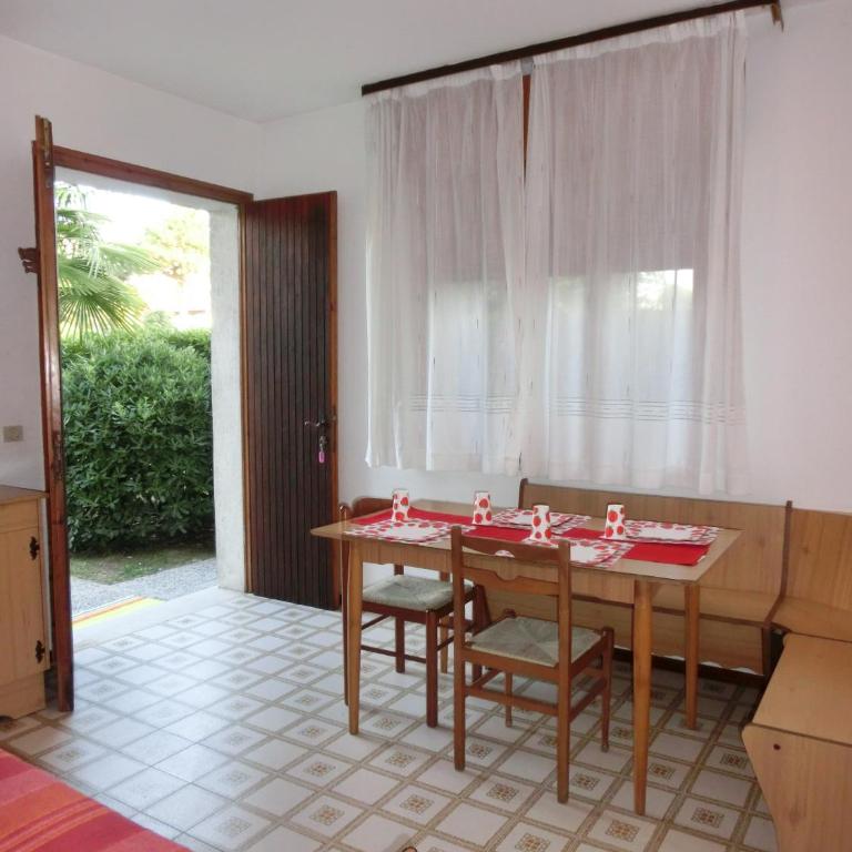 Villa Federica - Two-Bedroom Apartment - 9