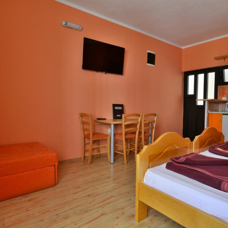 Apartments Srzentic - Studio with Balcony (3 Adults) - 25