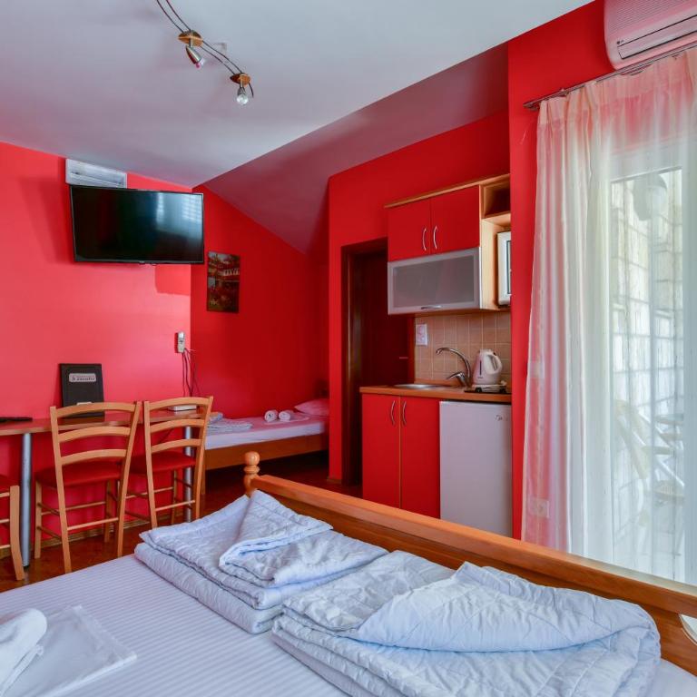 Apartments Srzentic - Studio with Balcony (3 Adults) - 15