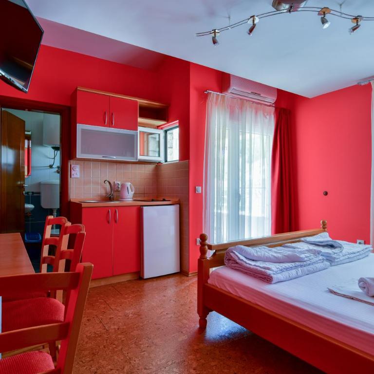Apartments Srzentic - Studio with Balcony (3 Adults) - 17