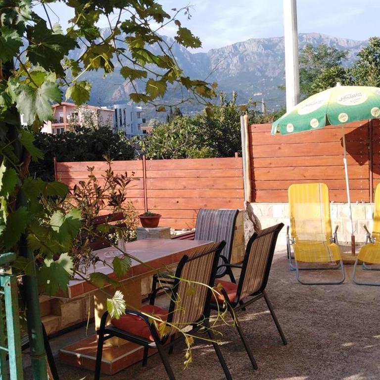 Garden - Two-Bedroom Apartment - 23