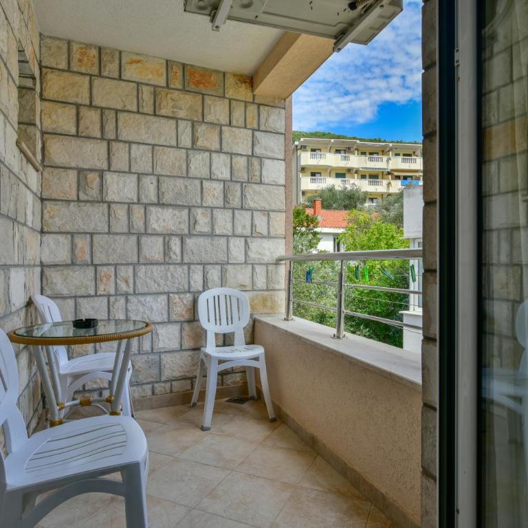 Apartments Srzentic - Studio with Balcony (3 Adults) - 13