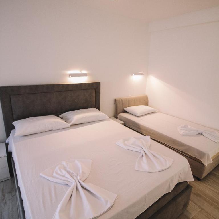 Barba Apartments - Two-Bedroom Apartment - 6