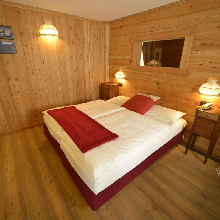 Albergo Alpenrose Ski&Bike Mountain Hotel - Suite Familiare con Balcone - 5