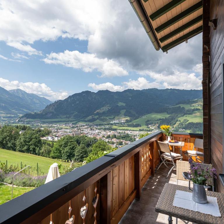 Das Talblick - Appartments - Apartment mit 2 Schlafzimmern und Poolblick - 6