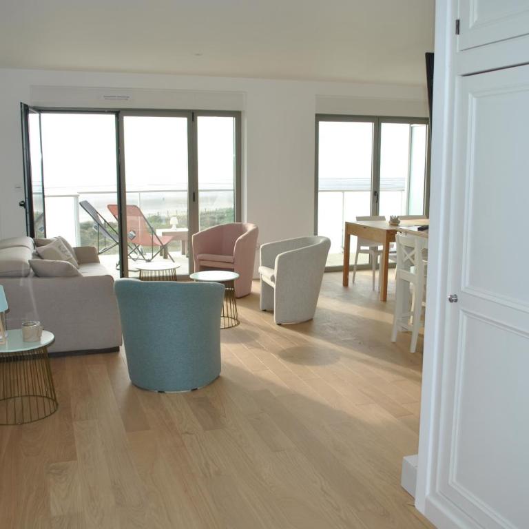 Amour Baie - Apartment with Sea View - 12