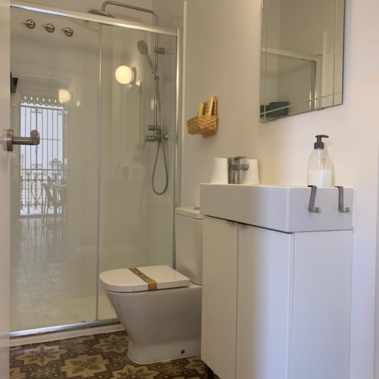Apartamentos Boutique Villavieja - Apartment with Balcony - 6