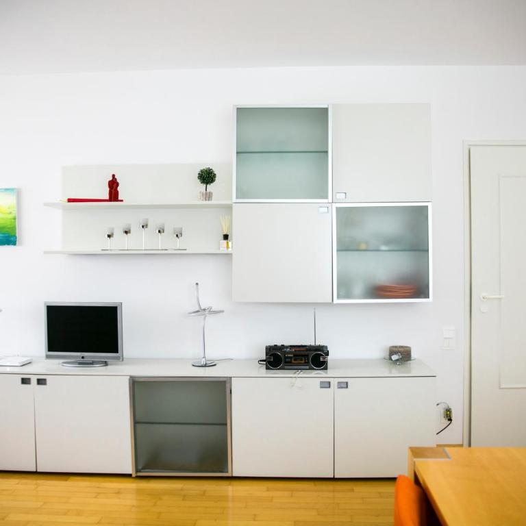 Schöne Ferienwohnung mit Panoramablick - Apartment mit Seeblick - 6