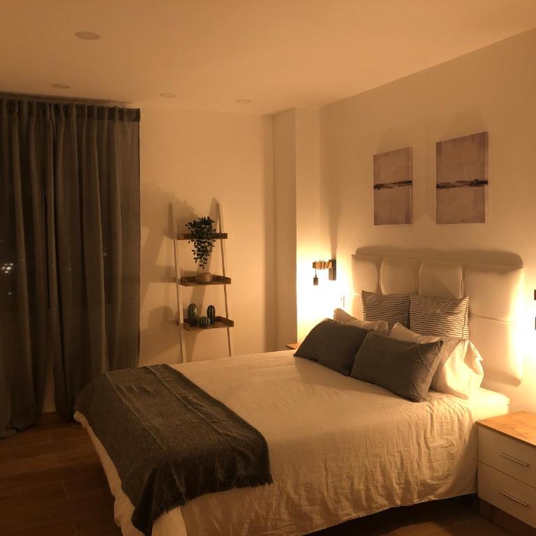 Piso en los boliches con vistazas 2 dormitorios - Two-Bedroom Apartment - 20