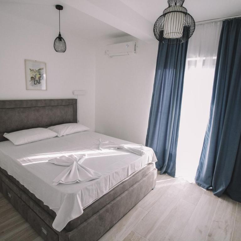 Barba Apartments - Two-Bedroom Apartment - 11