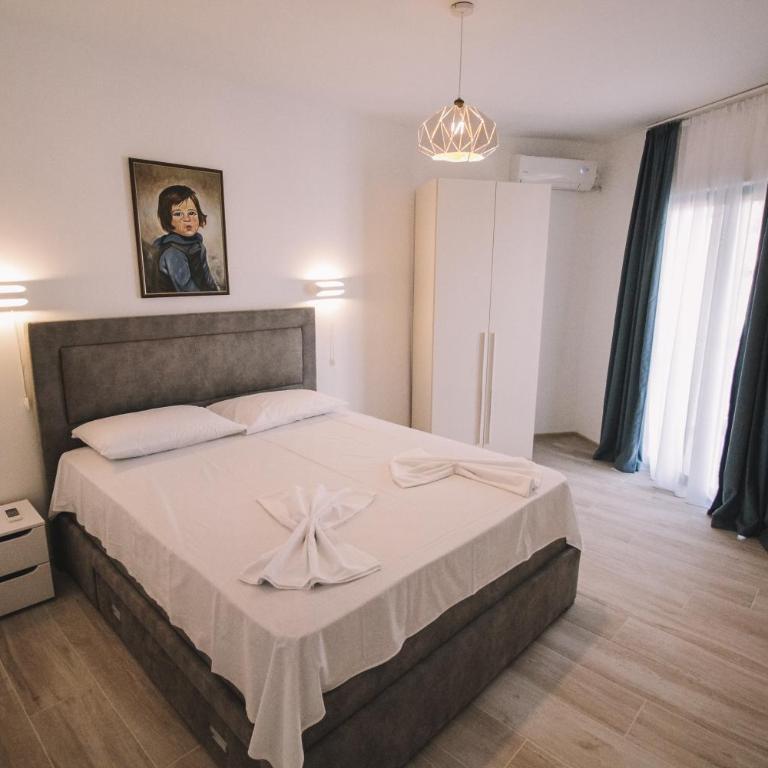 Barba Apartments - Two-Bedroom Apartment - 12