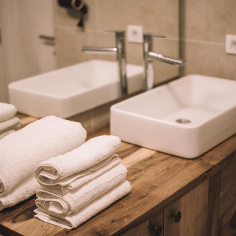 Barba Apartments - Two-Bedroom Apartment - 15