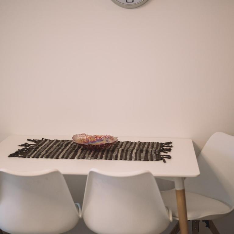 Barba Apartments - Two-Bedroom Apartment - 20