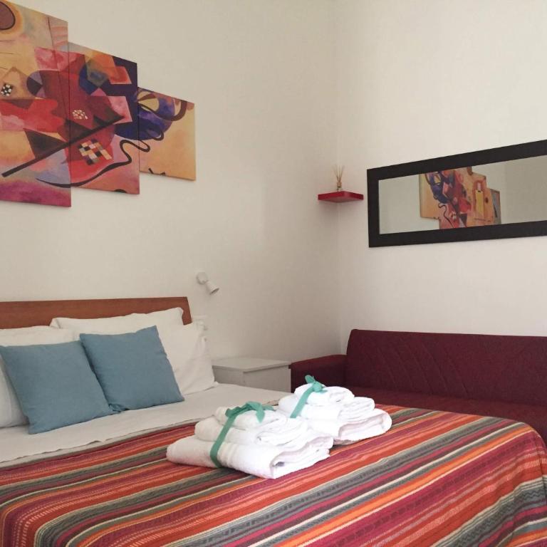 YooRoom - Double Room with Private Bathroom - 7