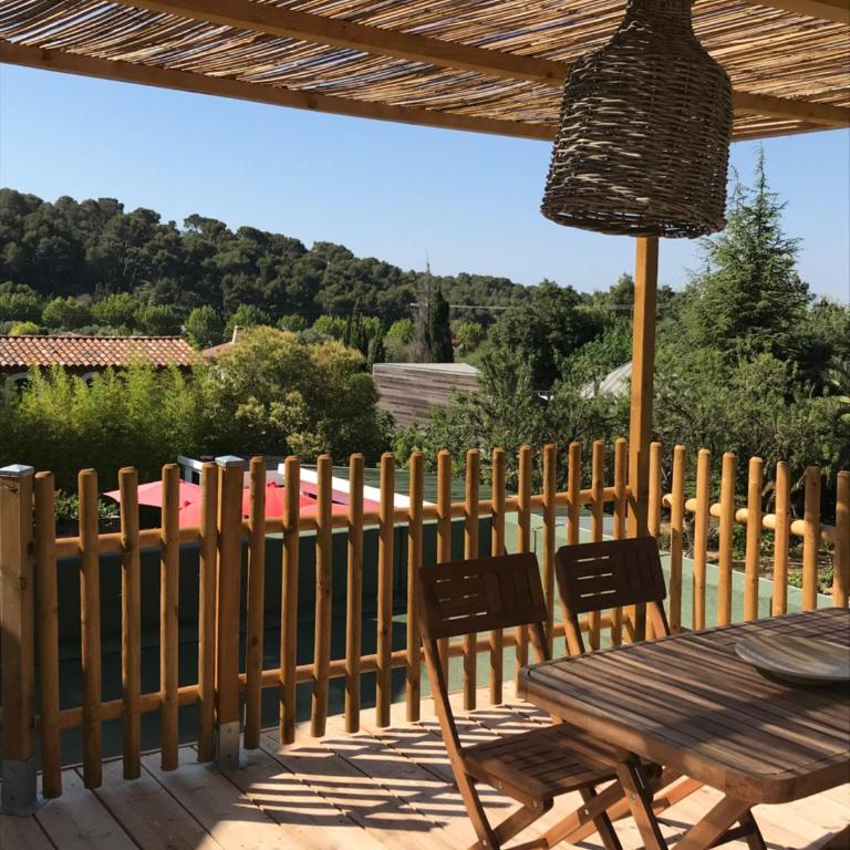 Villa le sud appartements - Appartement avec Terrasse - 5