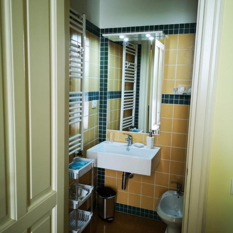 B&B Corti Carmela - Camera Quadrupla con Bagno Privato - 1
