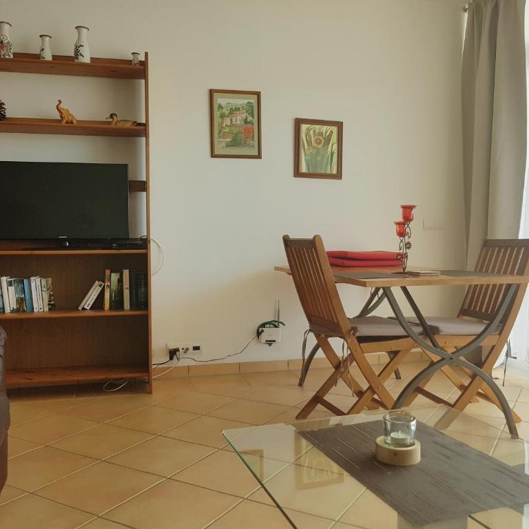 Lina Mogan - Apartamento de 1 dormitorio - 30