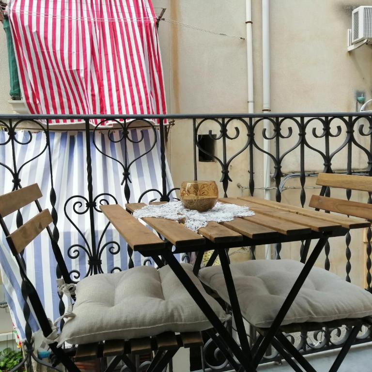 Casa dei Normanni RUGGERO - Appartamento con Balcone - 10