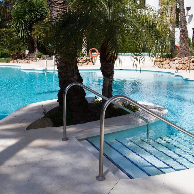Jardines del Puerto Apartment for up to 6, totally refurbished 2025, gardens, pools, garage, wifi - Apartamento Deluxe - 63