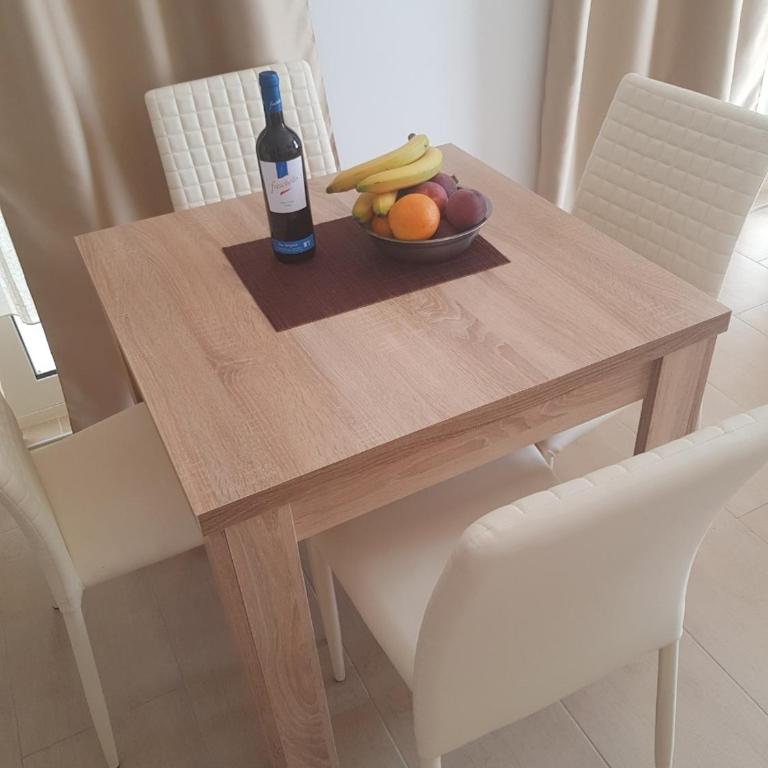 Lux apartment Bečići - One-Bedroom Apartment - 8