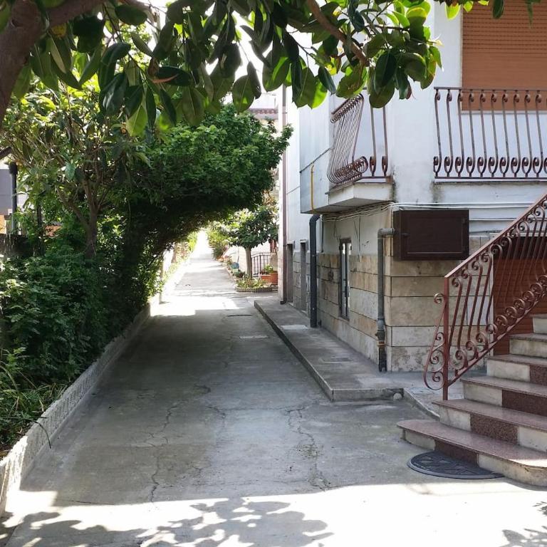 Appartamento La Villetta - Three-Bedroom Apartment - 1