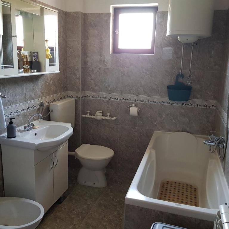 Apartments Milicic - Three-Bedroom Suite - 5