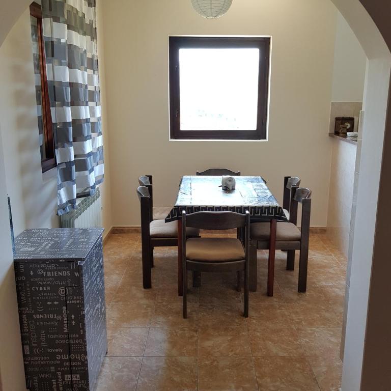 Apartments Milicic - Three-Bedroom Suite - 4