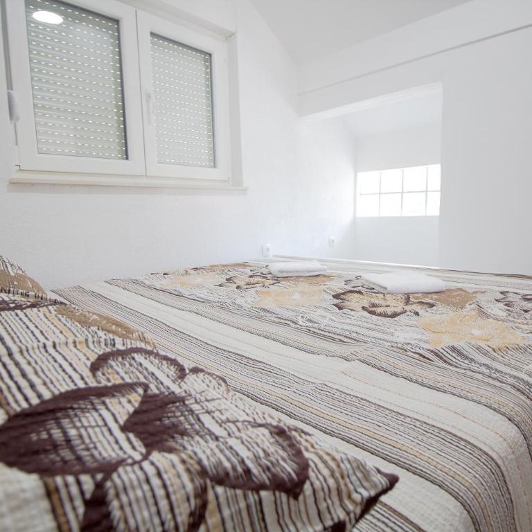 City View Apartment - Apartment with Balcony - 3