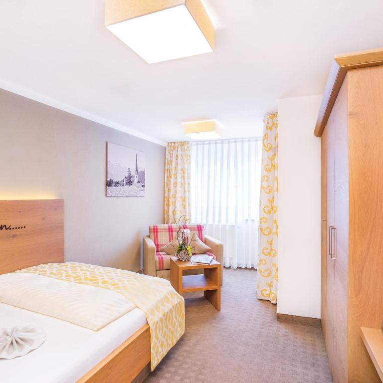 Parkhotel Burgmühle - Einzelzimmer mit Balkon - 1