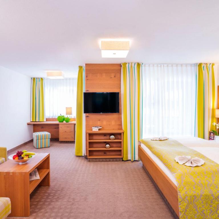 Parkhotel Burgmühle - Deluxe Doppelzimmer mit Balkon - 1