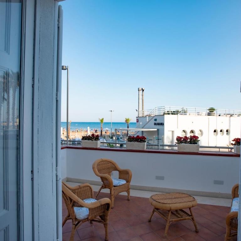 DELPOSTO Marina di Ragusa (elt) - Appartamento con Vista Mare - 1
