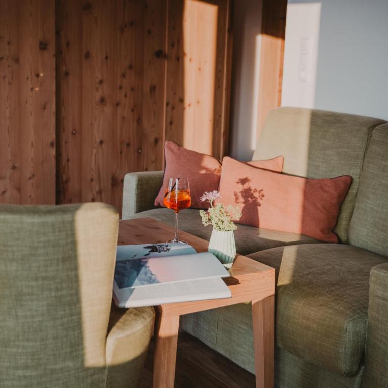 SEEBICHL Adults Only Designhotel lake - pool & dine - Junior Suite mit Balkon - 2