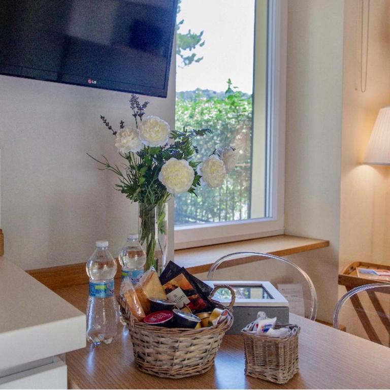 Casa Del Cavaliere - One-Bedroom Apartment with Garden (2 Adults) - 11