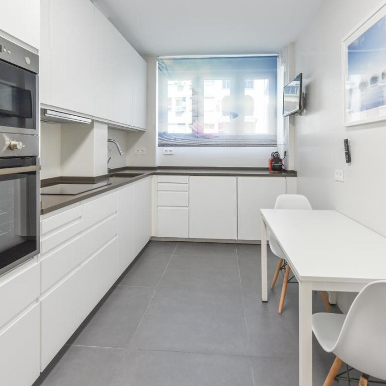 Apartamento lujo playa Lasiesta3 - Apartamento de 3 dormitorios - 4