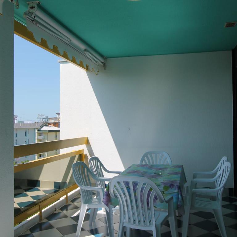 FLATS SOLARIUM - Appartamento con 1 Camera da Letto - 2