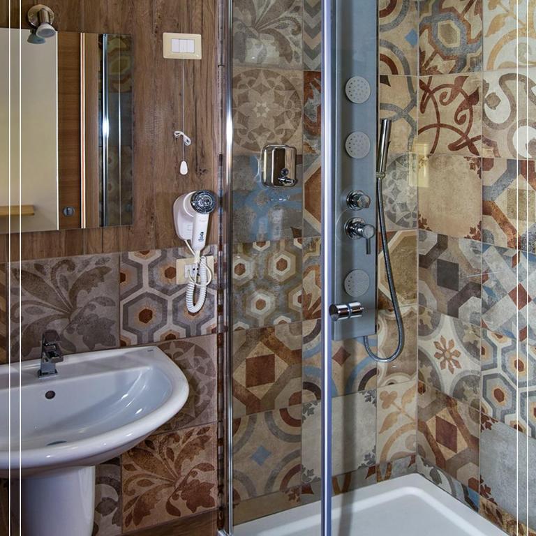 B&B Sicily - Double Room with Private Bathroom - 11